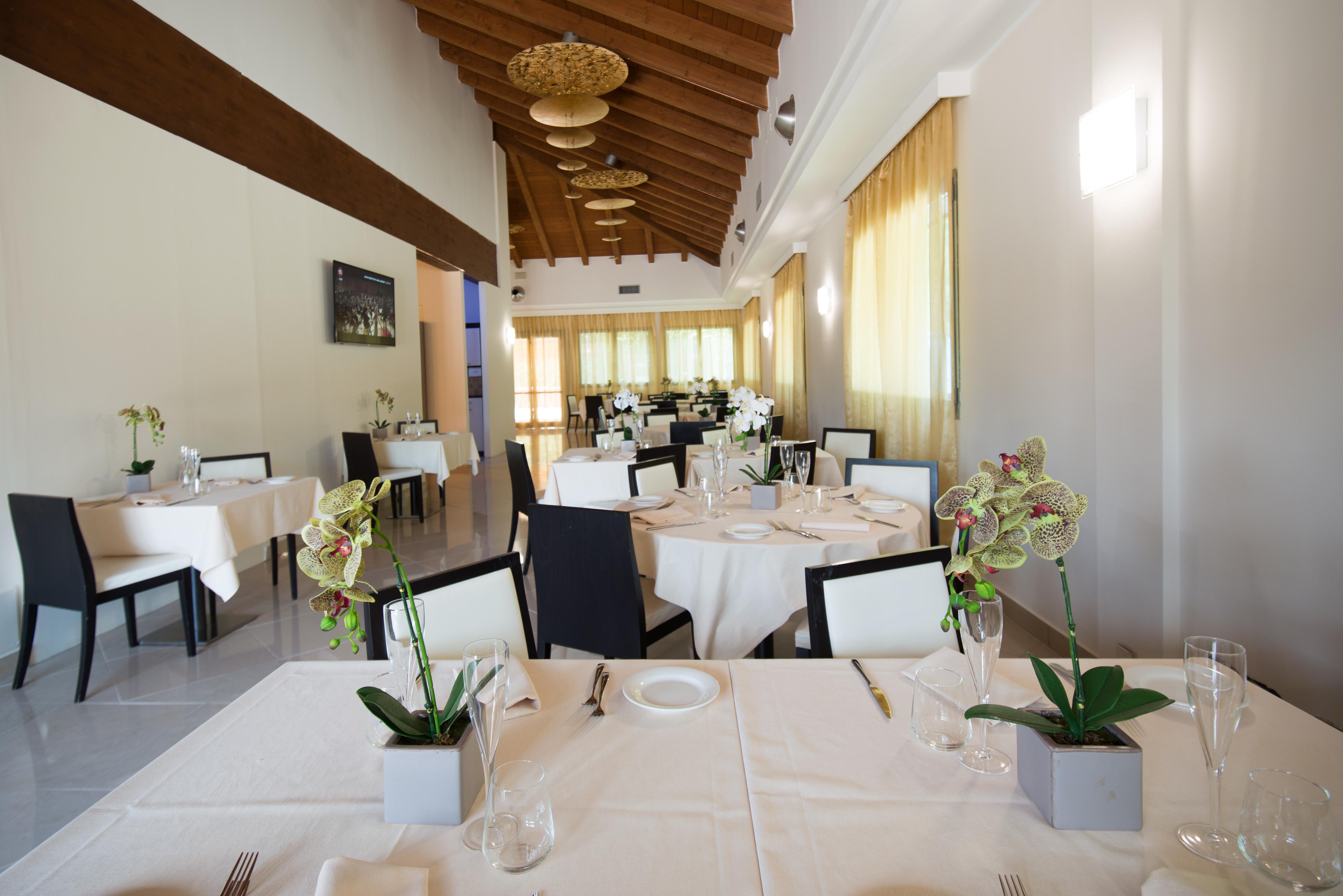 As Hotel Sempione Fiera San Vittore Olona Εξωτερικό φωτογραφία