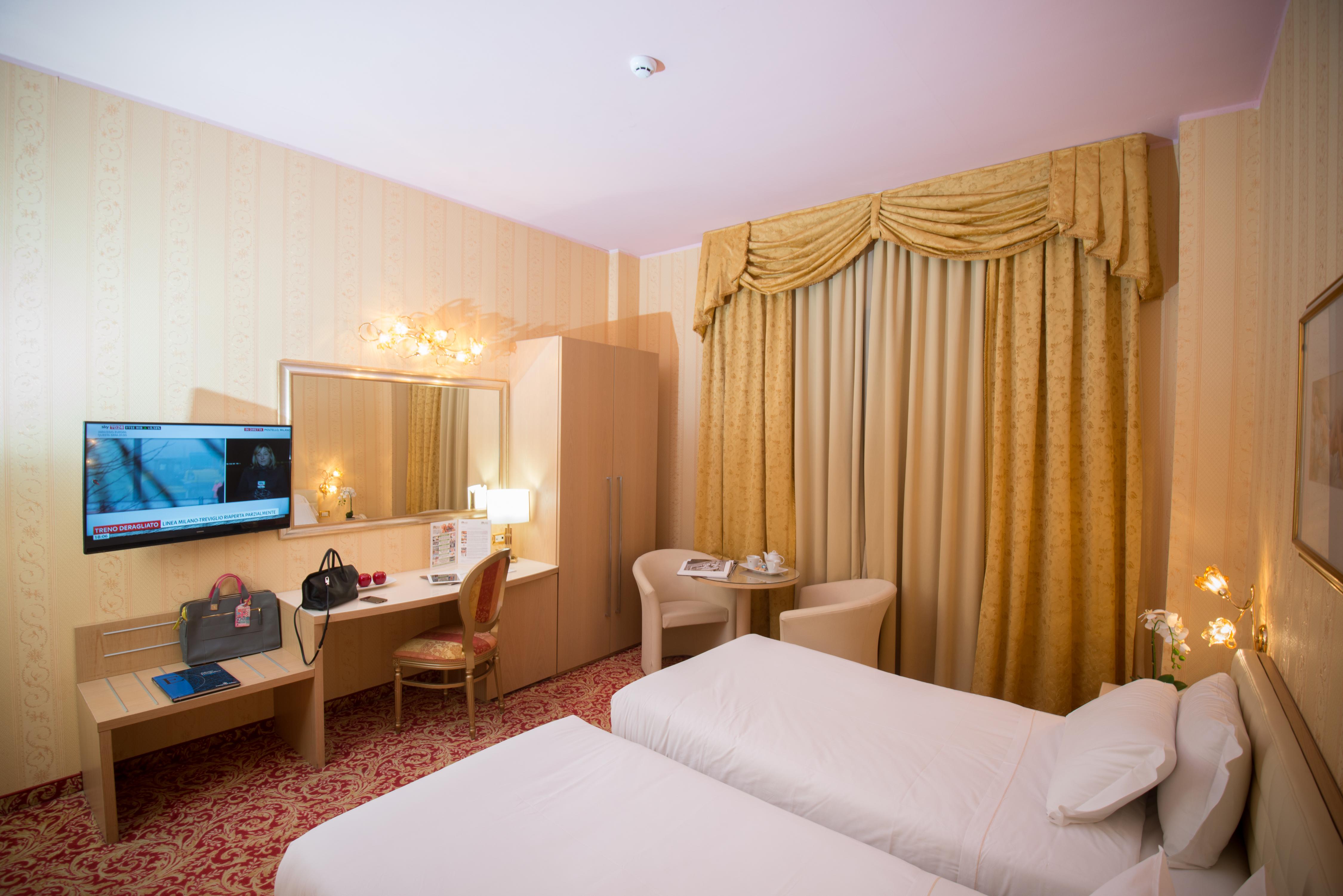 As Hotel Sempione Fiera San Vittore Olona Εξωτερικό φωτογραφία