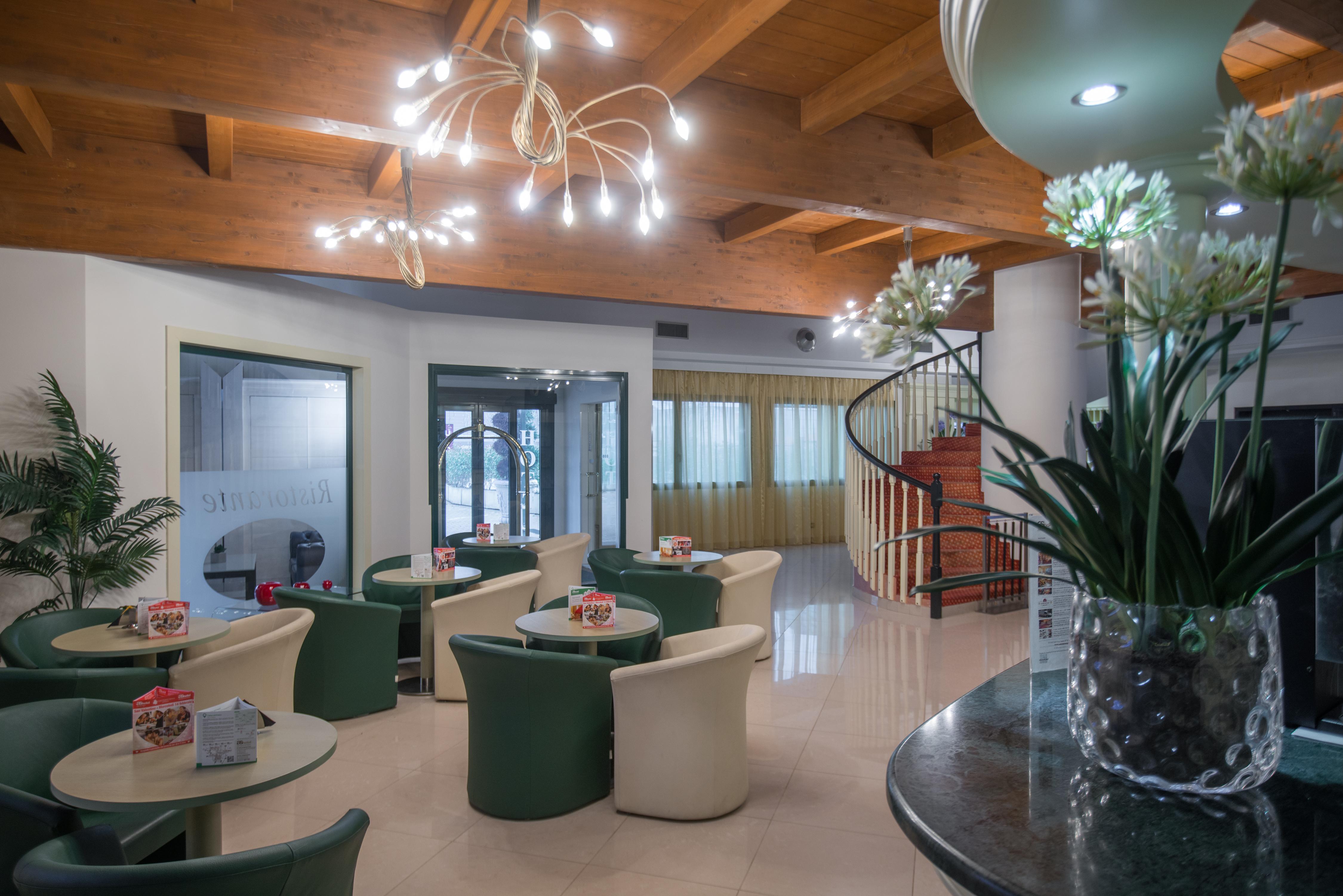 As Hotel Sempione Fiera San Vittore Olona Εξωτερικό φωτογραφία